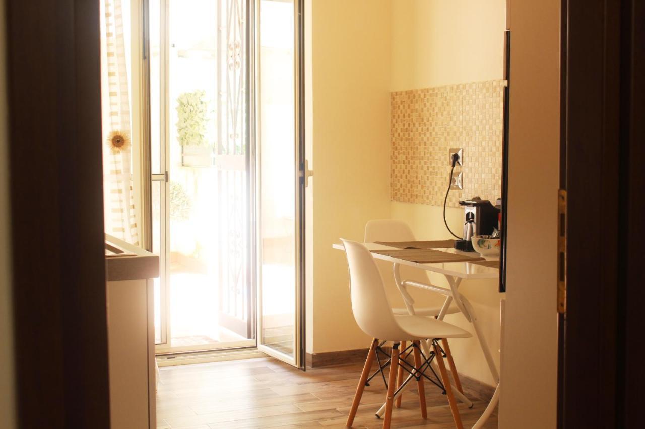 דירות מסינה Casa Colapesce מראה חיצוני תמונה